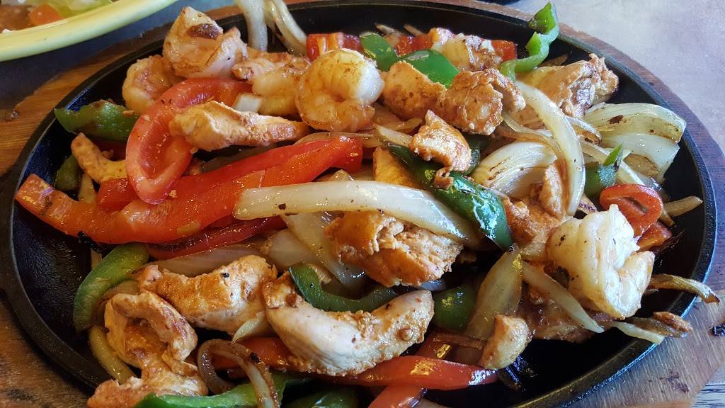 La Hacienda Mexican Restaurant | restaurant | 8461 Resolute Way, North Charleston, SC 29420, USA | 8437670301 OR +1 843-767-0301