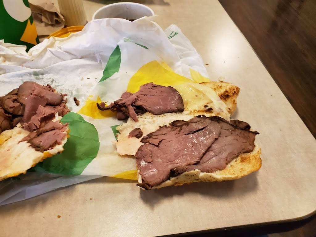 Subway | meal takeaway | Clarkson Cafe, 4350 Dewey Ave 1st Floor, Omaha, NE 68105, USA | 4025522123 OR +1 402-552-2123
