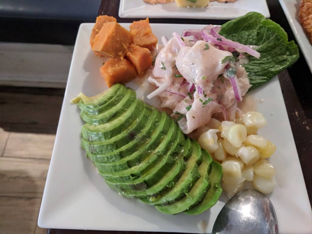 Mauras Kitchen | restaurant | 81 S Broadway, Nyack, NY 10960, USA | 8455353533 OR +1 845-535-3533