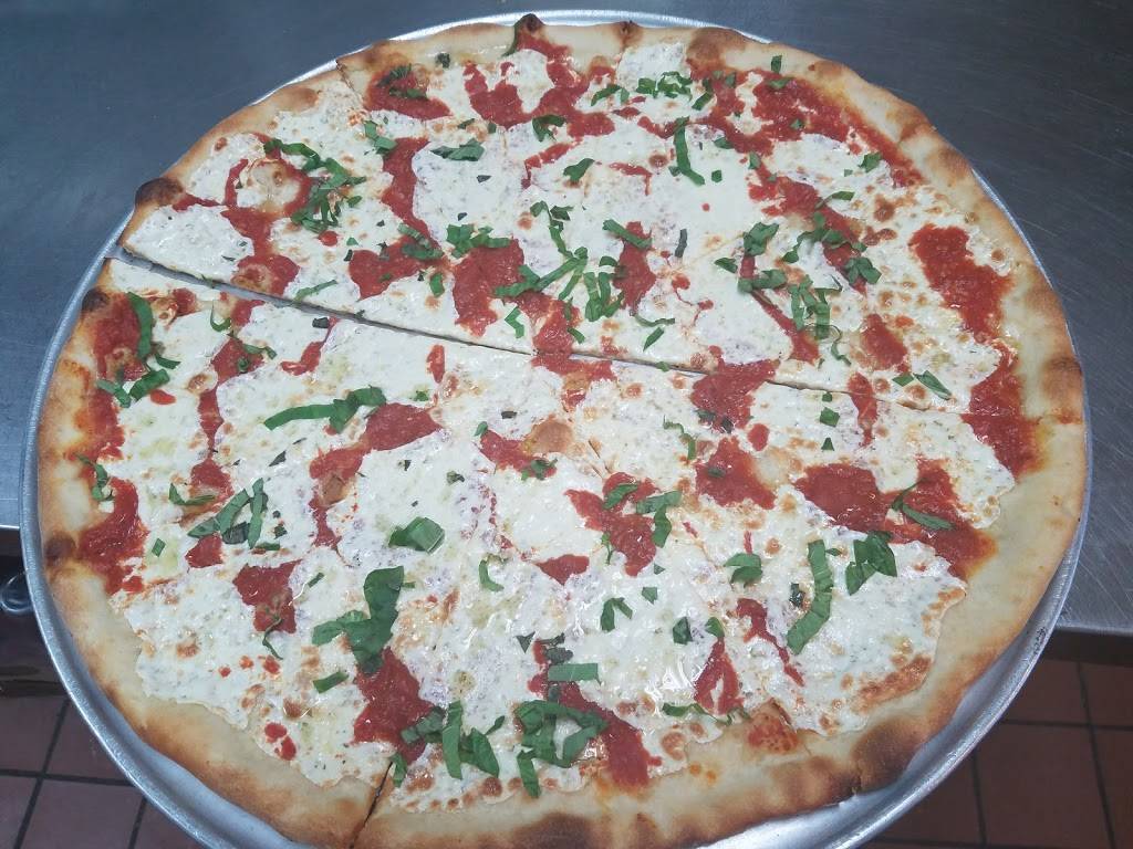 Vincenzos & The Chefs Hat | restaurant | 1528 Newbridge Rd, North Bellmore, NY 11710, USA | 5167855147 OR +1 516-785-5147