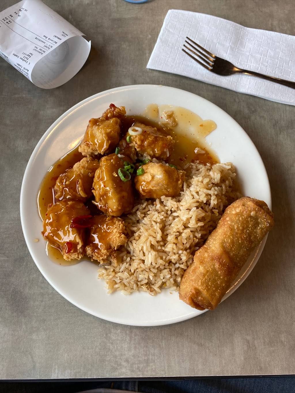 Lucys Chinese Food | restaurant | 2456 E Sunshine St, Springfield, MO 65804, USA | 4178829964 OR +1 417-882-9964