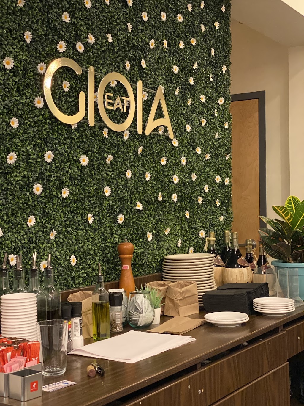 Gioia eat | meal delivery | 1817 N Young Cir, Hollywood, FL 33020, USA | 9549297575 OR +1 954-929-7575