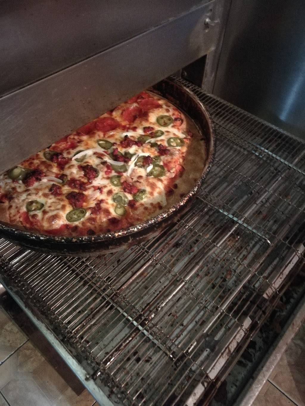 Espartanos Pizza | restaurant | Calle del Sauce 196, Fraccionamiento Los Encinos, 22810 Ensenada, B.C., Mexico | 016461820020 OR +52 646 182 0020