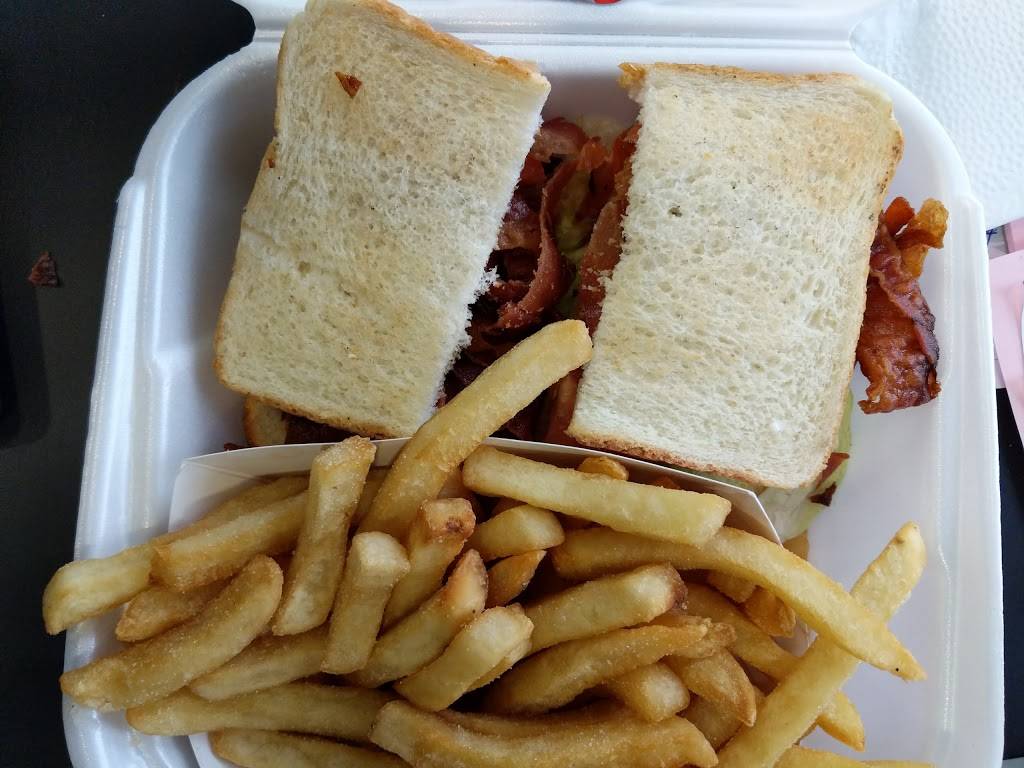 Maybacks Deli | restaurant | 1598 Niagara Falls Blvd, Tonawanda, NY 14150, USA | 7168350115 OR +1 716-835-0115