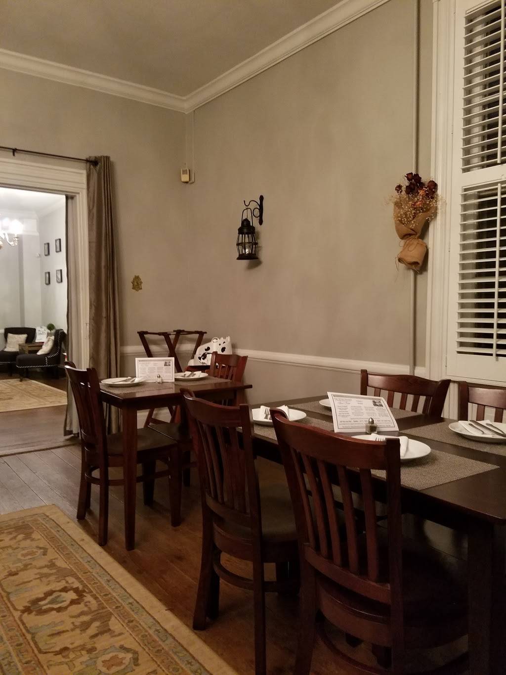 The Stone Hearth & Manor House Kitchen | restaurant | 2627 Old Forest Rd, Lynchburg, VA 24501, USA | 4342772295 OR +1 434-277-2295