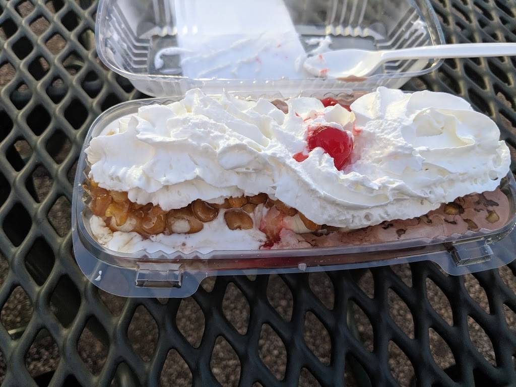 Mrs. Storys Dairy Bar | restaurant | 1900 Pepperell Pkwy, Opelika, AL 36801, USA | 3347491719 OR +1 334-749-1719