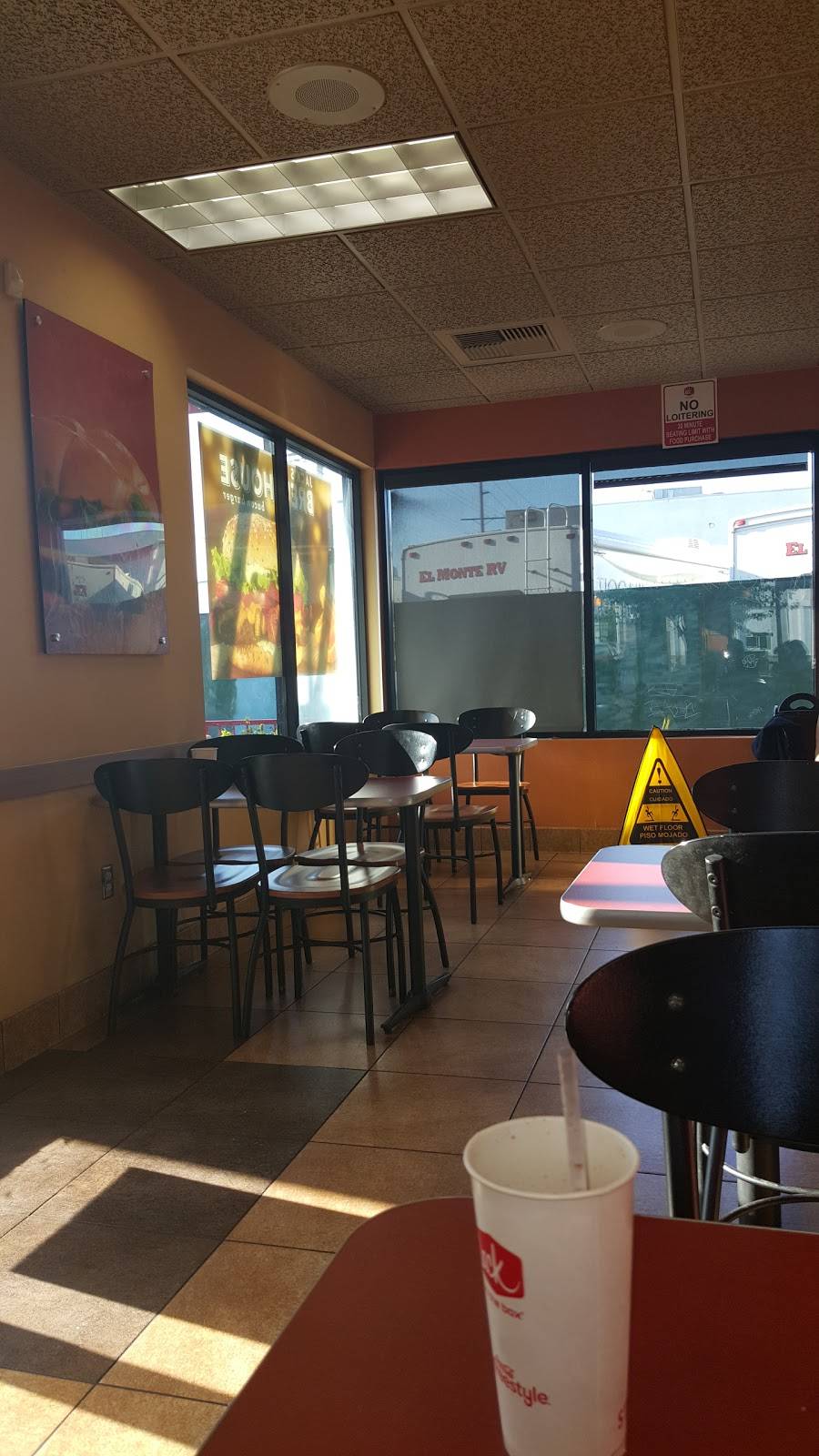 Jack in the Box | restaurant | 6351 Sepulveda Blvd, Van Nuys, CA 91411, USA | 8189884049 OR +1 818-988-4049