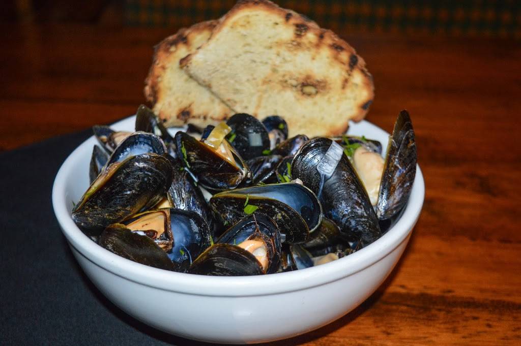 Sligo Irish Pub | restaurant | 113 W State St, Media, PA 19063, USA | 6105665707 OR +1 610-566-5707