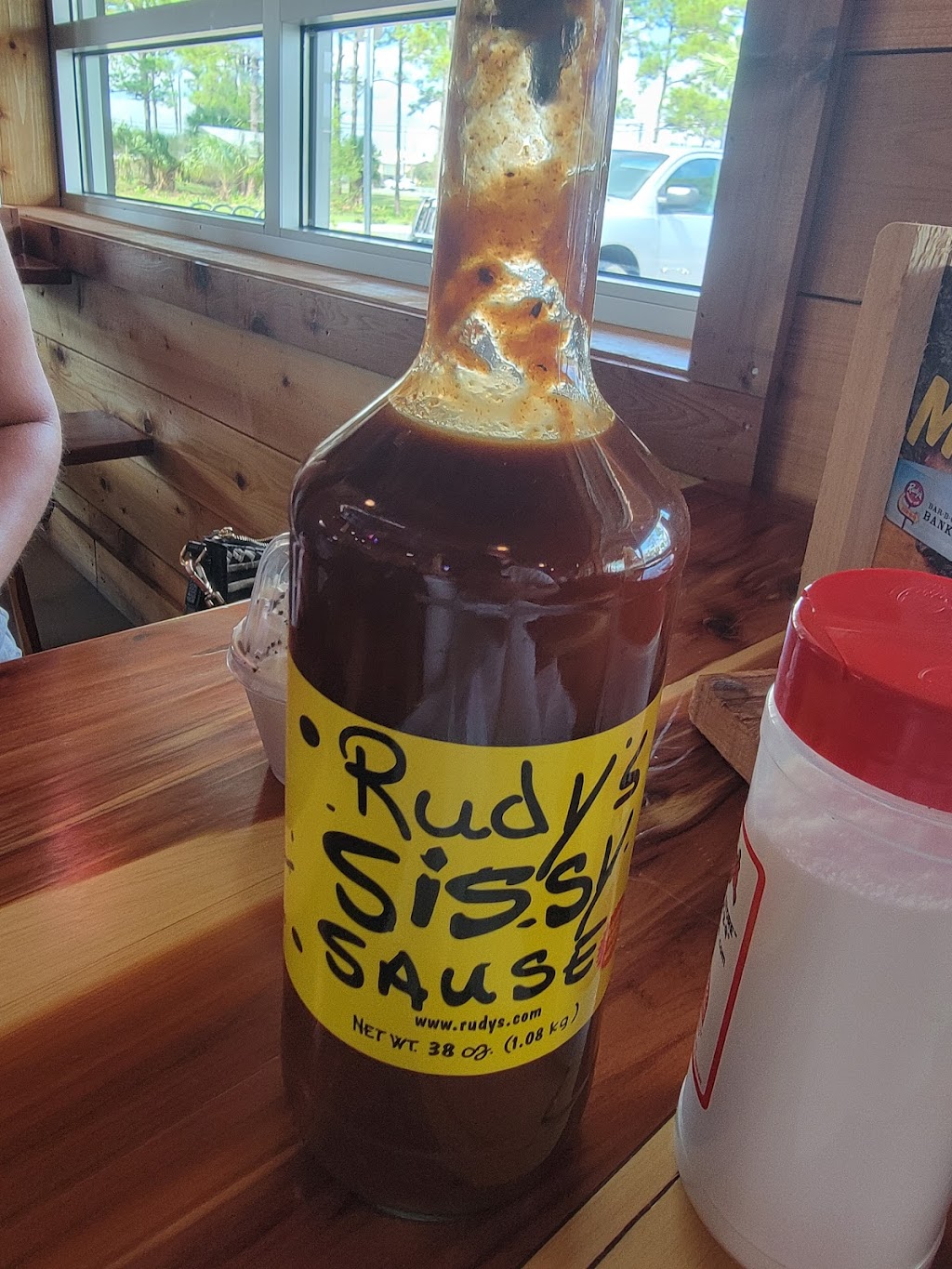Rudys "Country Store" and Bar-B-Q | restaurant | 14501 Panama City Beach Pkwy, Panama City Beach, FL 32413, USA | 8505881996 OR +1 850-588-1996