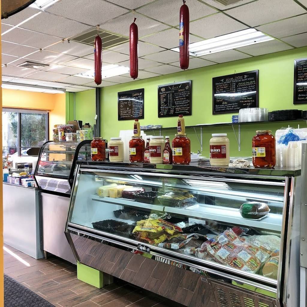 The Deli Spot | Kosher Style | restaurant | 82 Avenue C, Bayonne, NJ 07002, USA | 2013397768 OR +1 201-339-7768