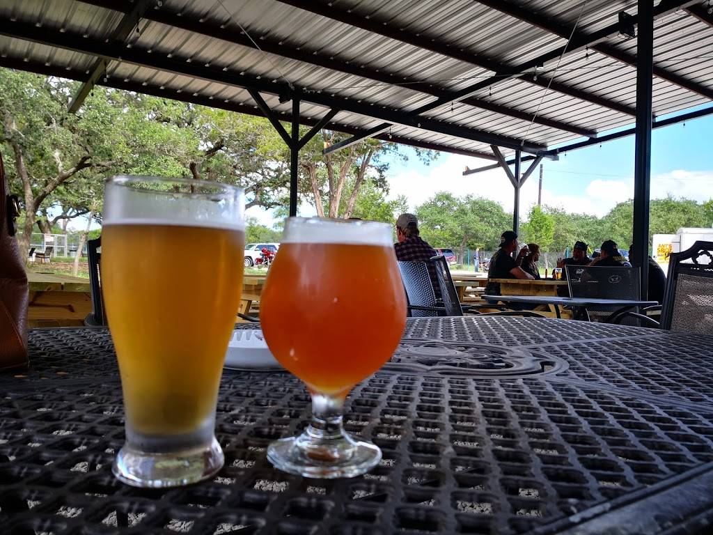 Rough Diamond Brewery | restaurant | 101 Kendalia Cir, Spring Branch, TX 78070, USA | 8308856616 OR +1 830-885-6616