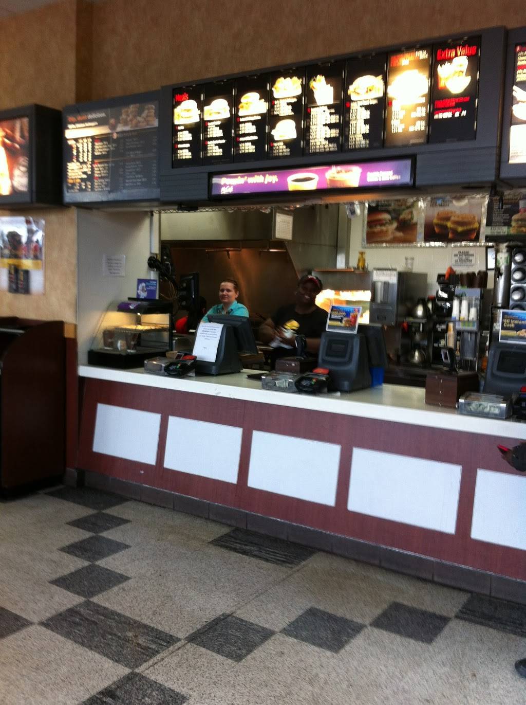 McDonalds | cafe | 161 Centereach Mall, Centereach, NY 11720, USA | 6314671075 OR +1 631-467-1075