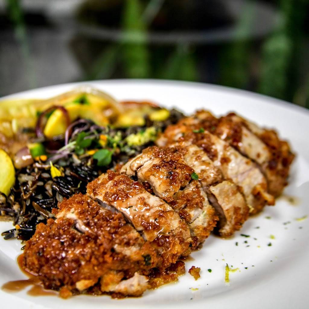 Rooster In The Garden | restaurant | 100 S 2nd St, Fort Pierce, FL 34950, USA | 7728829786 OR +1 772-882-9786