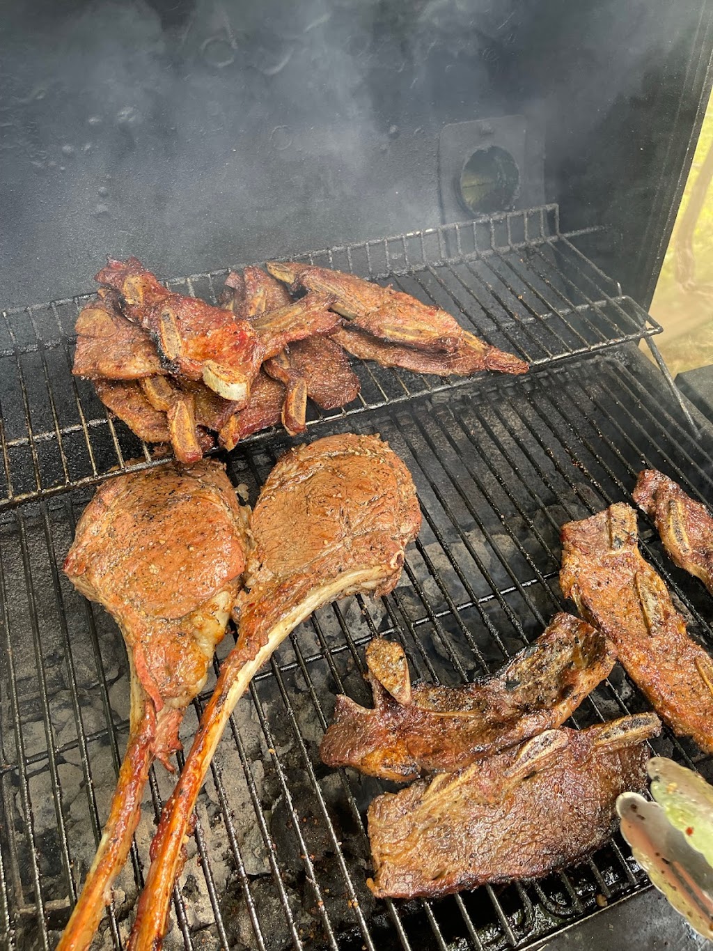 K&J’s Palace | restaurant | 3513 Cecil Ave, Indianapolis, IN 46226, USA | 3176780326 OR +1 317-678-0326