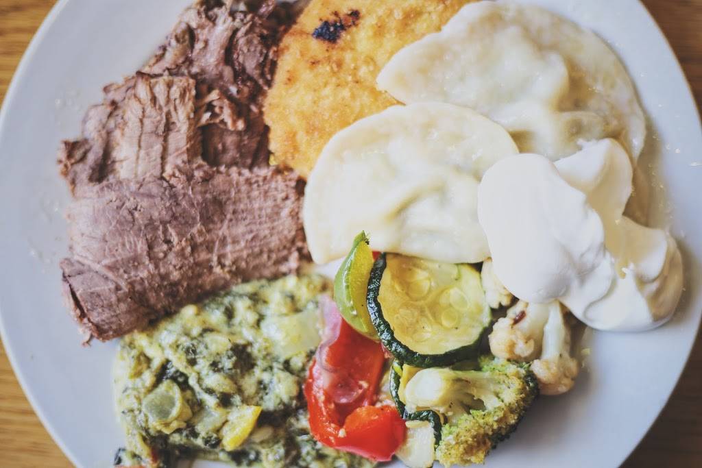 Red Apple Buffet | restaurant | 3121 N Milwaukee Ave, Chicago, IL 60618, USA | 7735885781 OR +1 773-588-5781