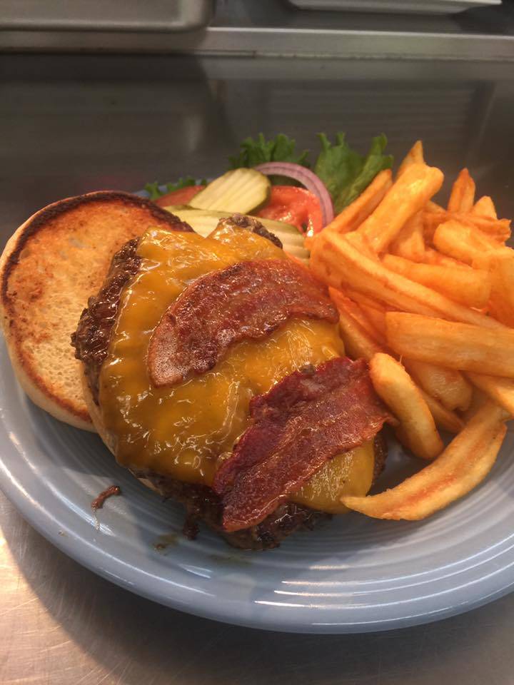 Bistro on the Loup | restaurant | 265 33rd Ave, Columbus, NE 68601, USA | 4025629506 OR +1 402-562-9506