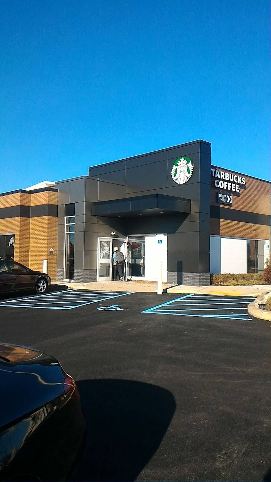 Starbucks | cafe | 776 Bethlehem Pike, North Wales, PA 19454, USA | 2156311781 OR +1 215-631-1781