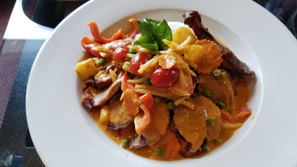 Manolas Thai Cuisine | restaurant | 652 E Broadway, Eugene, OR 97401, USA | 5413426666 OR +1 541-342-6666