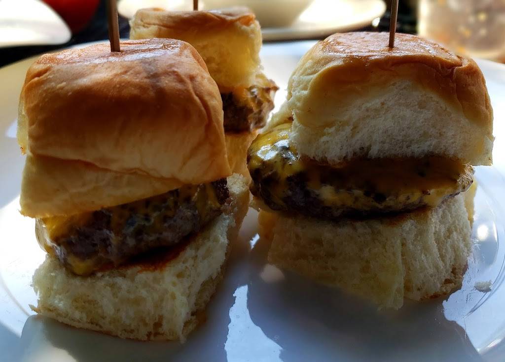 South Shore Bar & Grill | restaurant | 225 Ellis St, Staten Island, NY 10307, USA | 7182272258 OR +1 718-227-2258