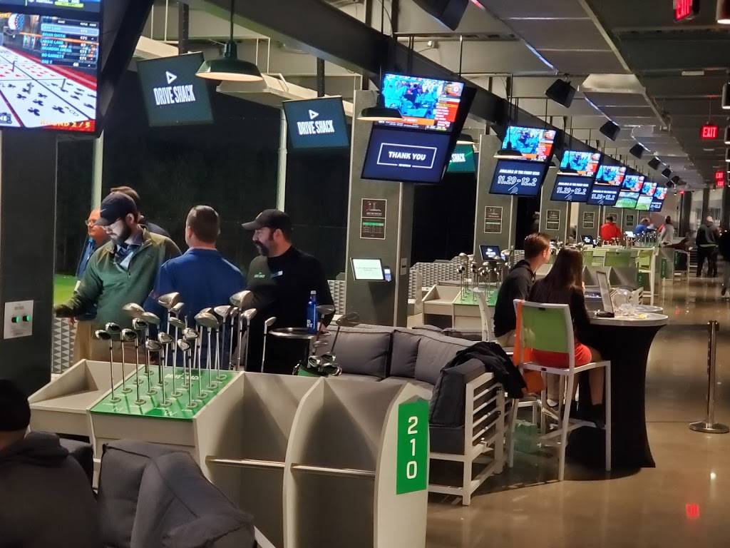 Drive Shack | restaurant | 1647 Four Rings Drive, Richmond, VA 23233, USA | 8047293778 OR +1 804-729-3778