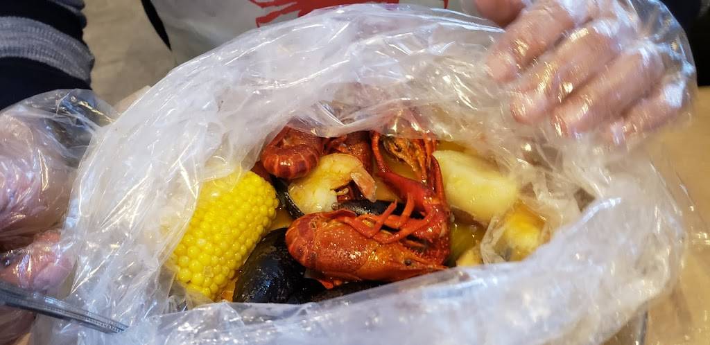 Hook & Reel Cajun Seafood and Bar | restaurant | 539 Lincoln St, Worcester, MA 01605, USA | 5088542999 OR +1 508-854-2999