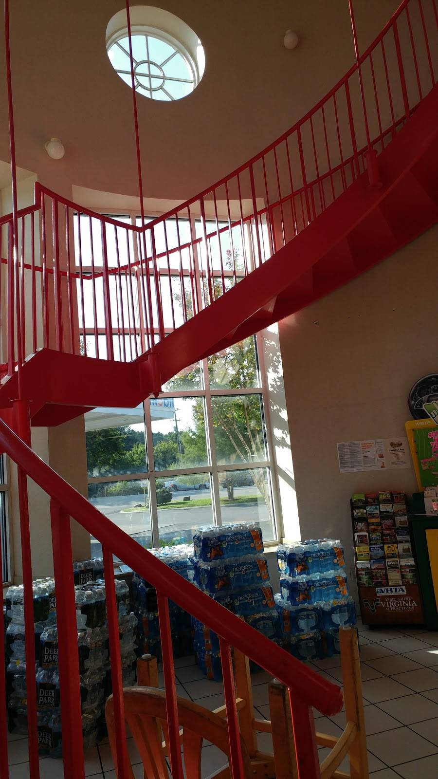 Dairy Queen | restaurant | 874 N Lee Hwy, Lexington, VA 24450, USA | 5404631927 OR +1 540-463-1927