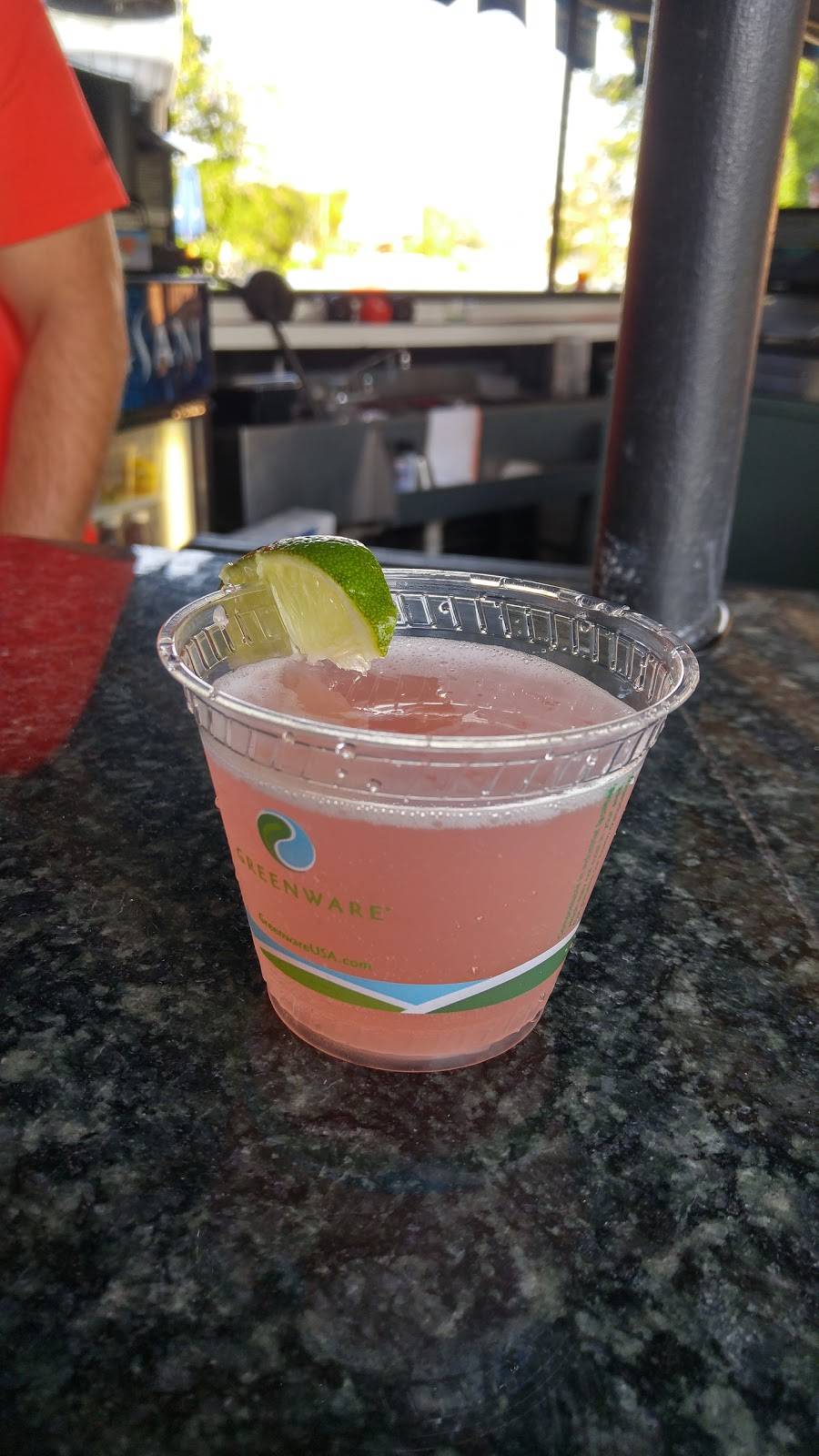 Isaacs Restaurant & Pub | restaurant | 155 Holiday Dr, Solomons, MD 20688, USA | 4103266311 OR +1 410-326-6311