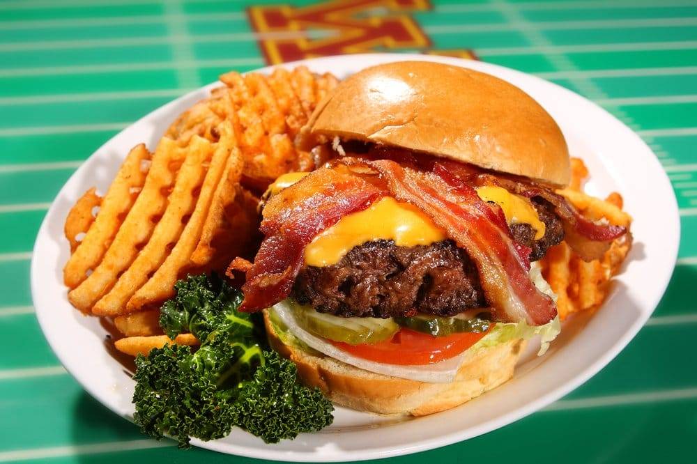 Joe Sensers Sports Theater | restaurant | 2350 Cleveland Ave N, Roseville, MN 55113, USA | 6516311781 OR +1 651-631-1781