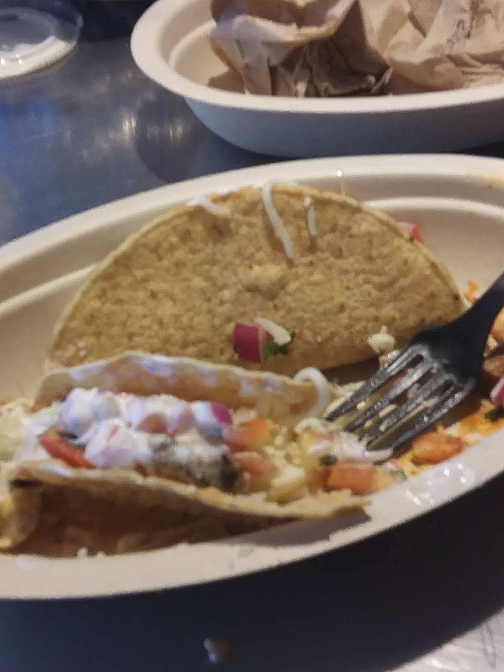 Chipotle Mexican Grill | restaurant | 868 Prices Fork Rd, Blacksburg, VA 24060, USA | 5405520190 OR +1 540-552-0190