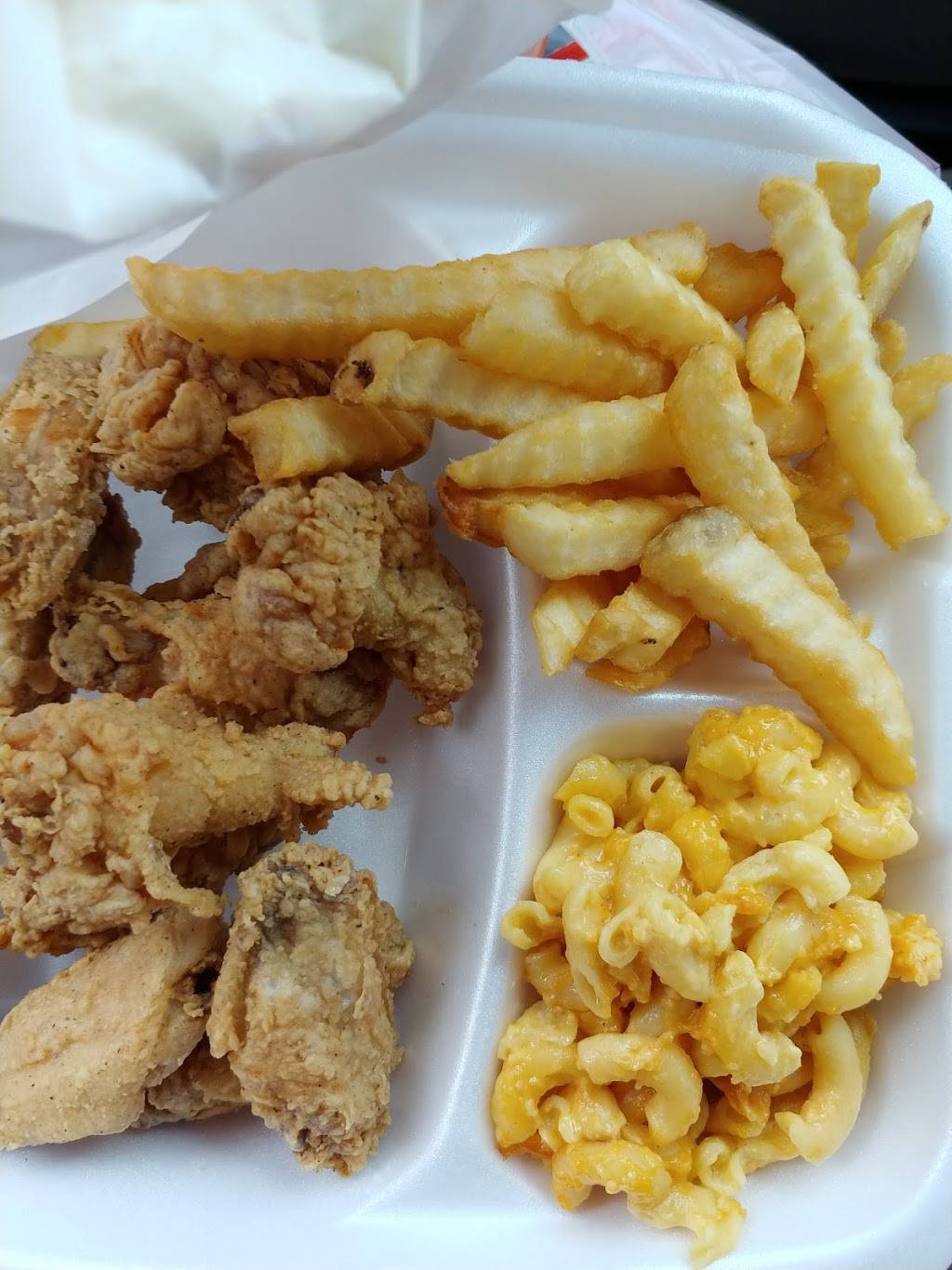Chicken Bucket | restaurant | 547 Highland St, Mt Holly, NC 28052, USA | 9802778762 OR +1 980-277-8762