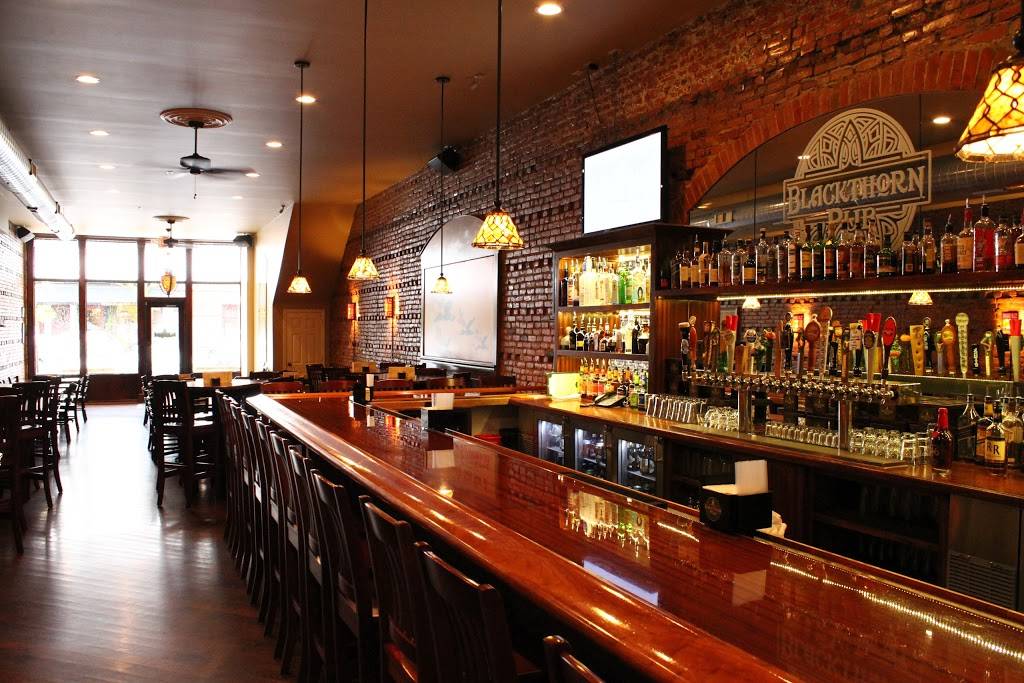 Blackthorn Pub | restaurant | 105 S Saginaw St, Holly, MI 48442, USA | 2483698714 OR +1 248-369-8714