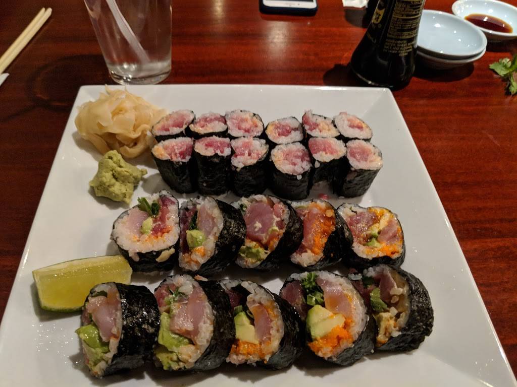 Nobori Sushi | restaurant | 1821 Waukegan Rd, Glenview, IL 60025, USA | 8477290422 OR +1 847-729-0422