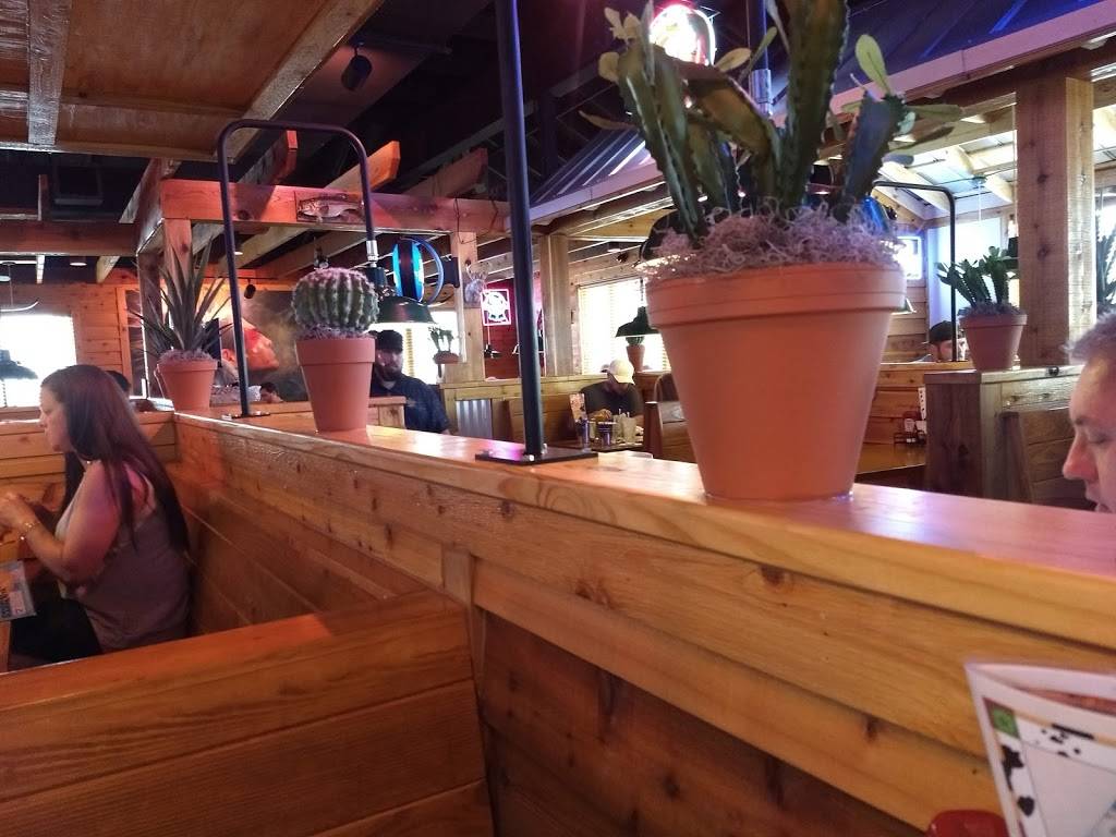Texas Roadhouse | restaurant | 1203 Vann Dr, Jackson, TN 38305, USA | 7314998695 OR +1 731-499-8695
