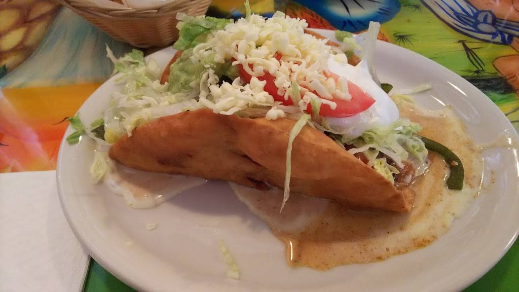 El Azteca | restaurant | 121 Main St, Portland, TN 37148, USA | 6153250095 OR +1 615-325-0095