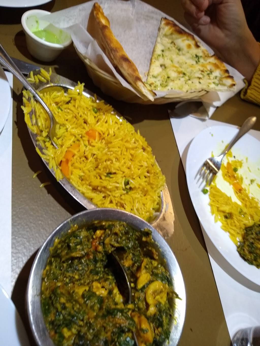 Aroma of India | restaurant | 350 Dundas St, London, ON N6B 1V7, Canada | 5196015353 OR +1 519-601-5353