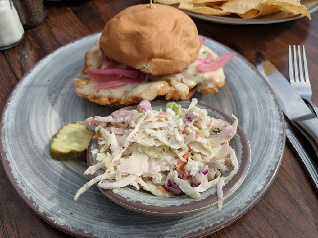 Yankee Tavern | restaurant | 1755 Yankee Doodle Rd, Eagan, MN 55121, USA | 6517568748 OR +1 651-756-8748