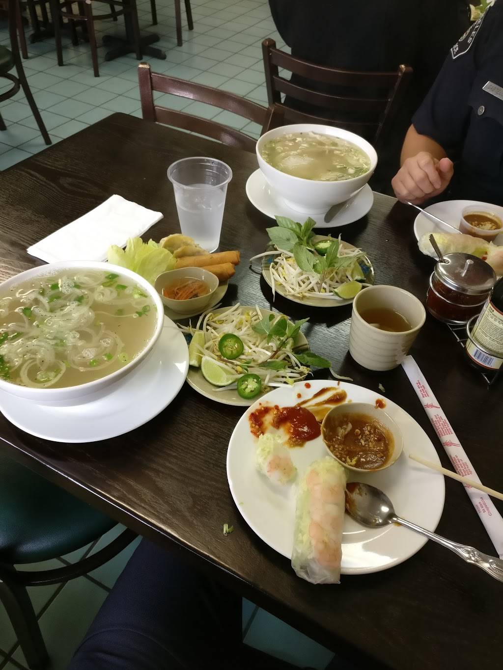 Pho Pasteur Express Restaurant | restaurant | 1332, 1025 N State St, Los Angeles, CA 90033, USA | 3232220112 OR +1 323-222-0112