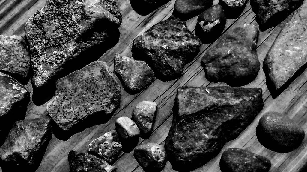 On the Rocks Bar and Grill | restaurant | 7142 Julie St, Taberg, NY 13471, USA | 3153395842 OR +1 315-339-5842