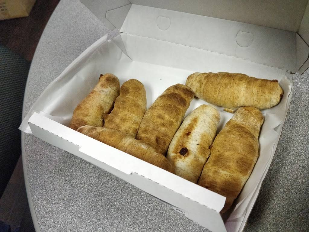 Austins Pizza Braker | restaurant | 10900 Research Blvd, Austin, TX 78759, USA | 5127958888 OR +1 512-795-8888