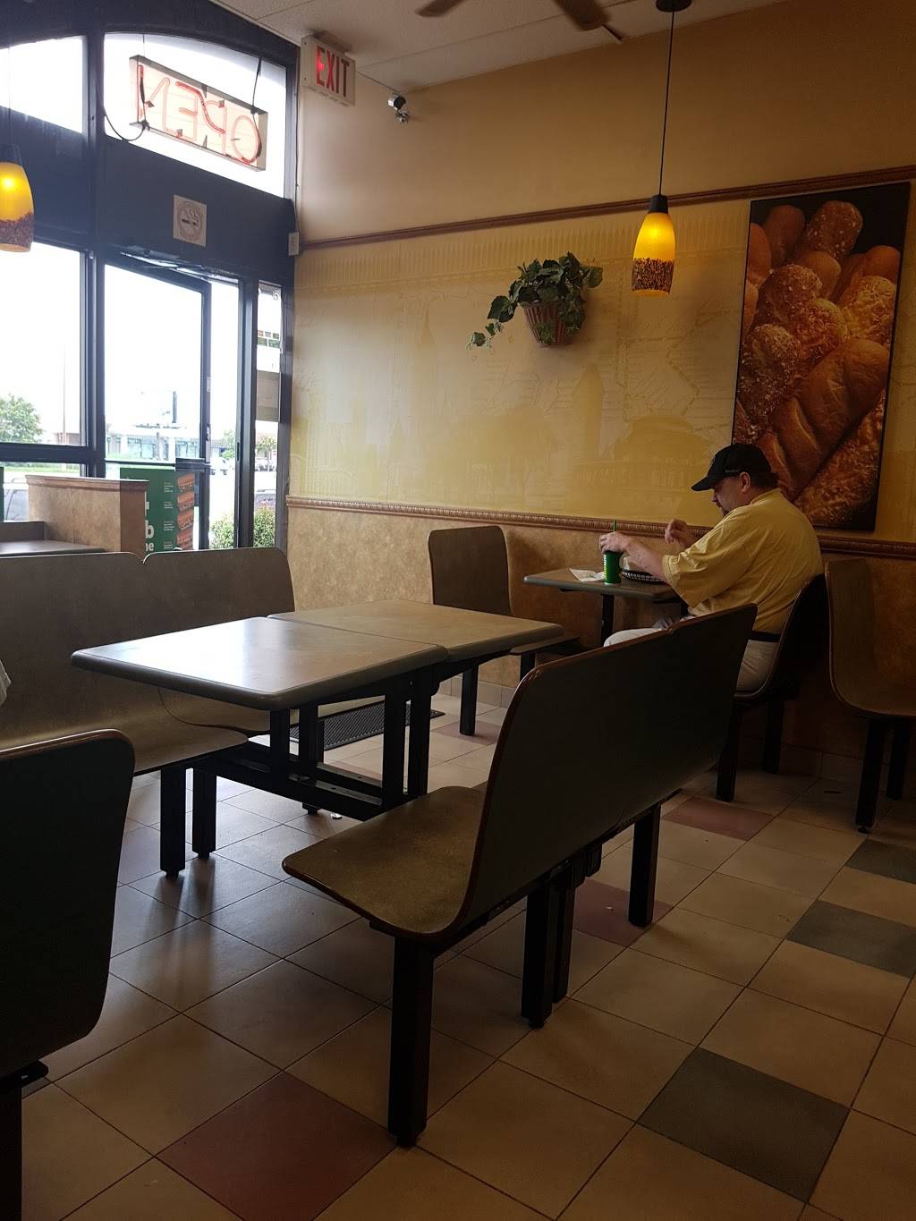 Subway | restaurant | 7777 Keele St, Concord, ON L4K 1Y7, Canada | 9056609256 OR +1 905-660-9256