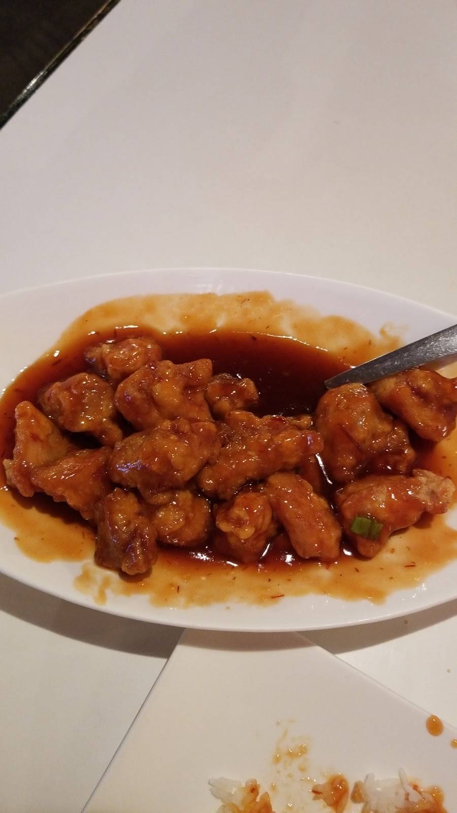 Mr Wok Pan Asian | restaurant | 2128 Silvernail Rd, Pewaukee, WI 53072, USA | 2625219780 OR +1 262-521-9780