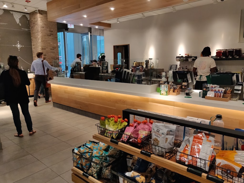 Starbucks | cafe | 200 West Madison, Chicago, IL 60606, USA | 3127266620 OR +1 312-726-6620