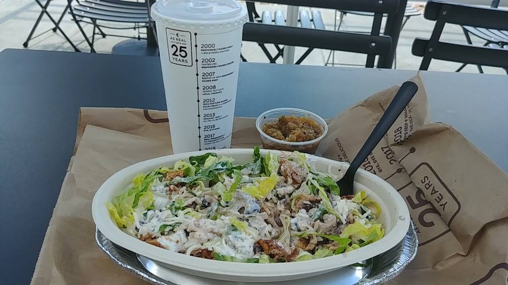 Chipotle Mexican Grill | restaurant | 1385 N Main St Ste 120, Fuquay-Varina, NC 27526, USA | 9195670206 OR +1 919-567-0206