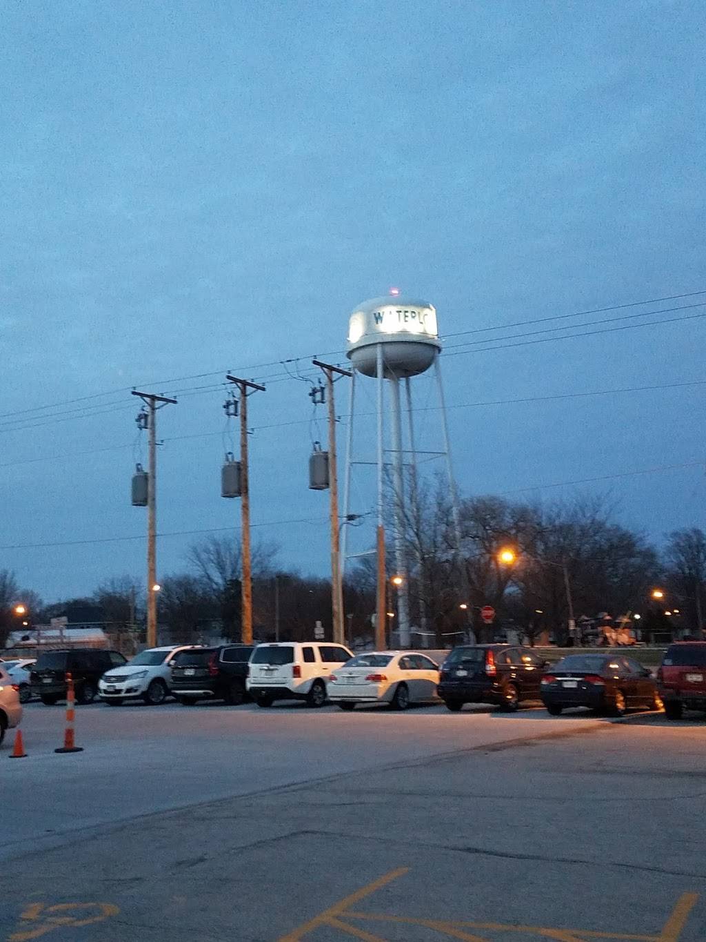 El Bees | restaurant | 3200 N 240th St, Waterloo, NE 68069, USA | 4027792725 OR +1 402-779-2725