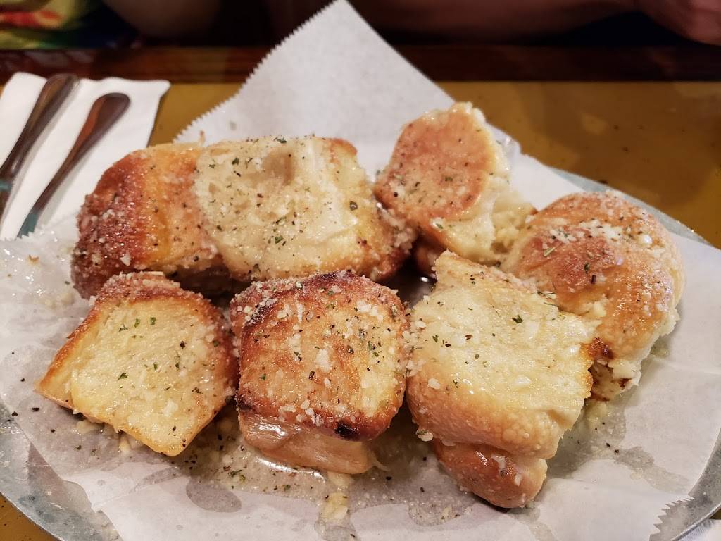 Zuccarelli East | restaurant | 1340 N Federal Hwy, Pompano Beach, FL 33062, USA | 9549411261 OR +1 954-941-1261