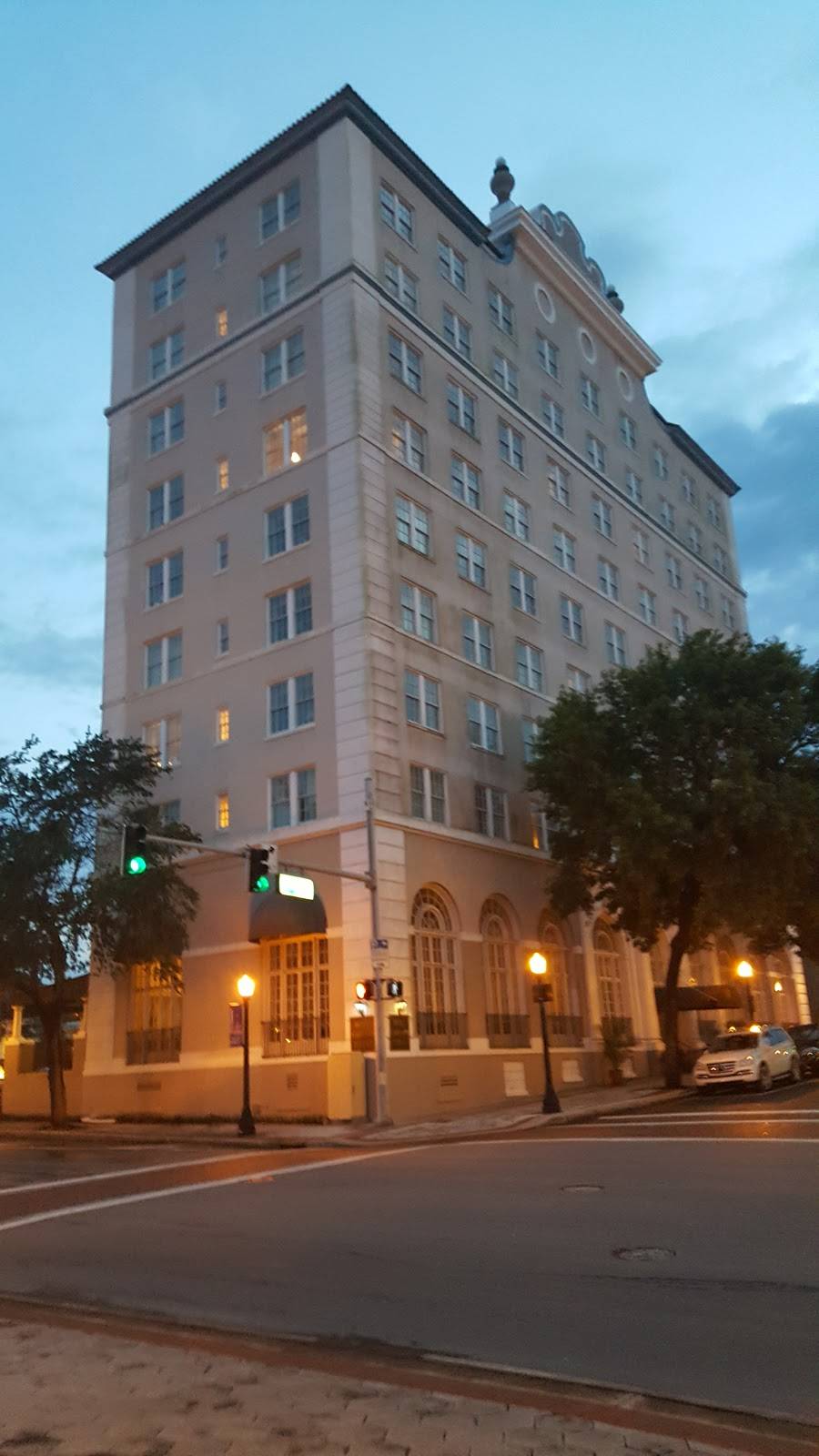 The Terrace Hotel | restaurant | 329 E Main St, Lakeland, FL 33801, USA | 8636880800 OR +1 863-688-0800