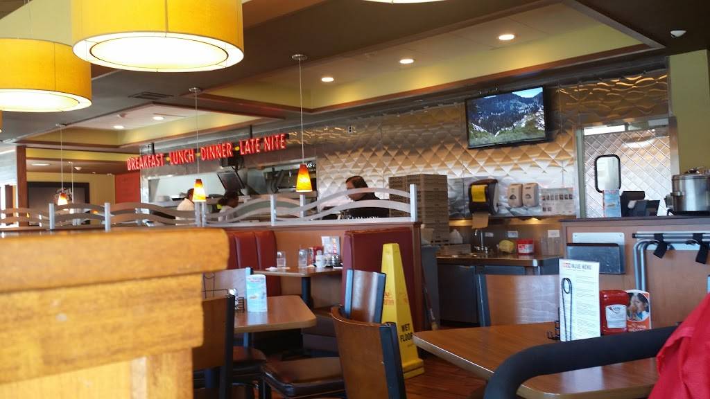 Dennys | restaurant | 9217 S Cicero Ave, Oak Lawn, IL 60453, USA | 7084993810 OR +1 708-499-3810