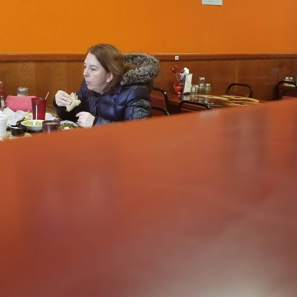 Taqueria Nuevo Jalisco | restaurant | 4011 W Armitage Ave, Chicago, IL 60639, USA | 7734860396 OR +1 773-486-0396