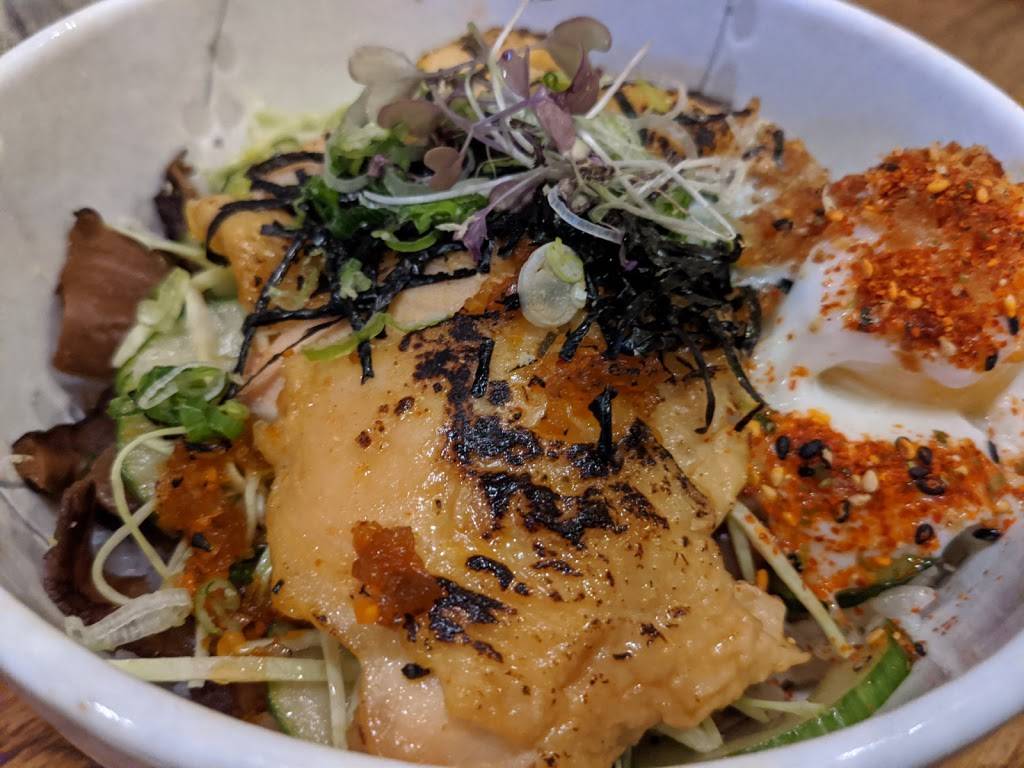 Nom Nom Japanese Kitchen | restaurant | 35 W Lancaster Ave, Paoli, PA 19301, USA | 6102322608 OR +1 610-232-2608