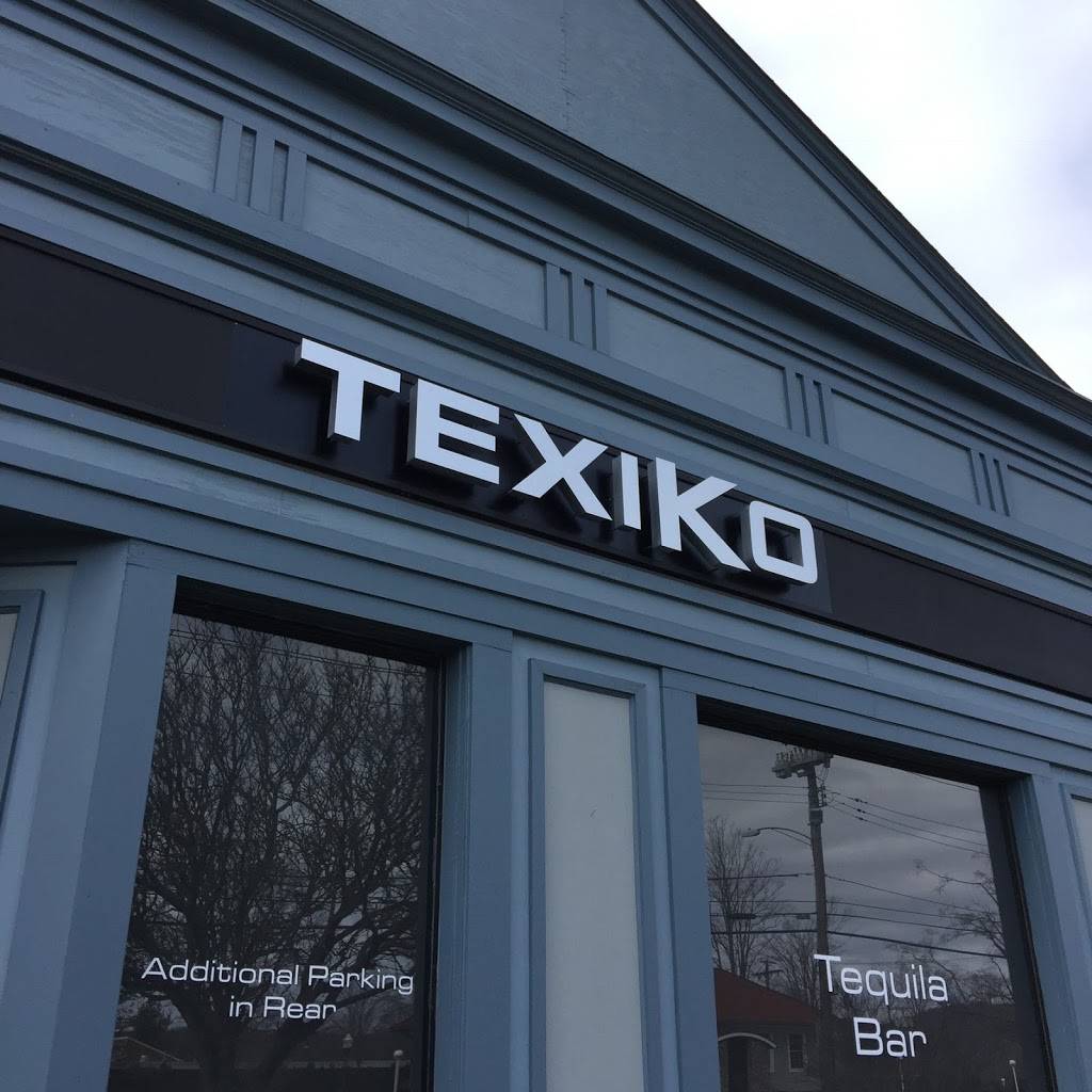 TexiKo Tequila Bar | restaurant | 3000 Whitney Ave, Hamden, CT 06518, USA | 2035351717 OR +1 203-535-1717
